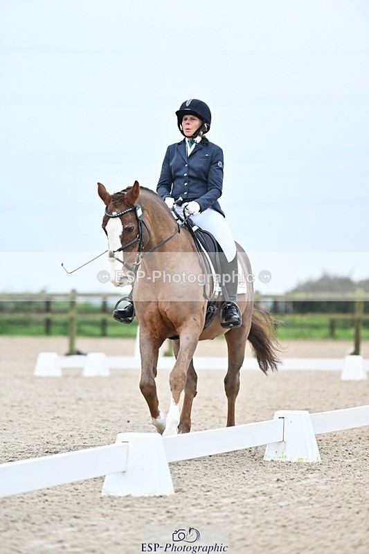 241103-153427-03162 - Novice 1 - 14.44 to 16.08