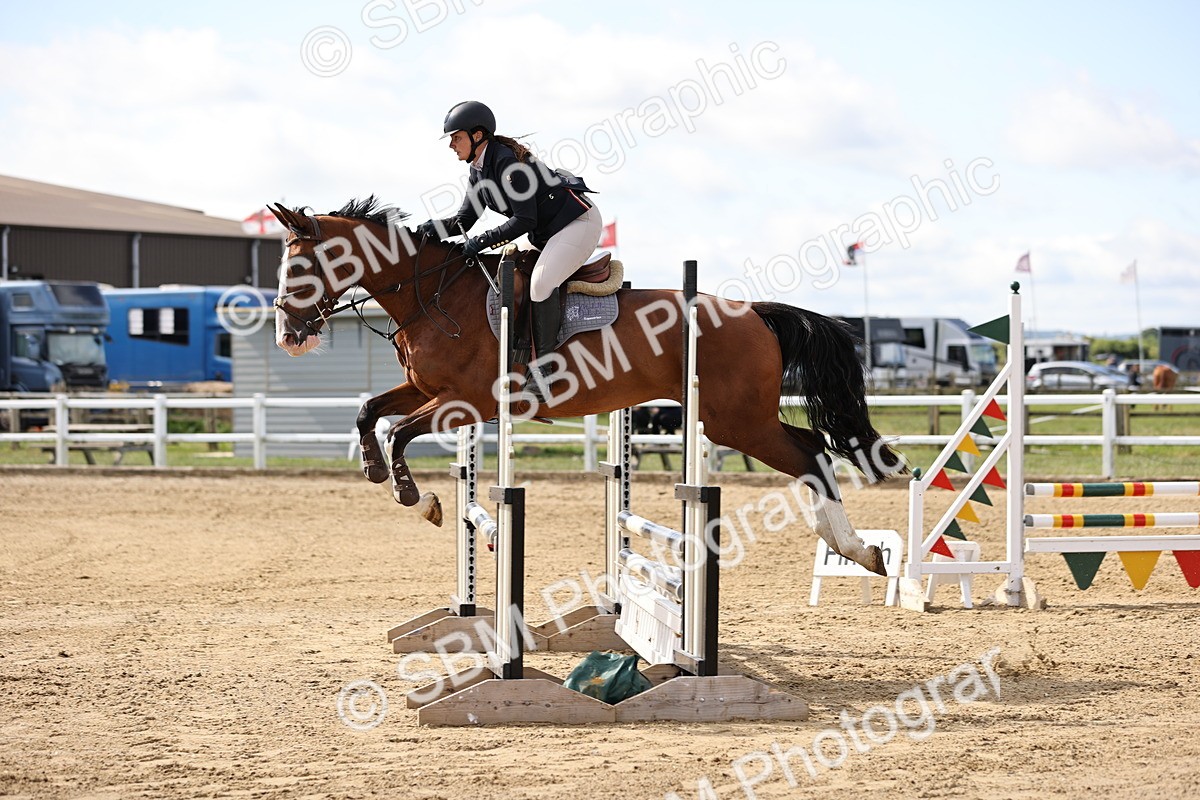 SBM_001954 - Class 8 - Clear Round