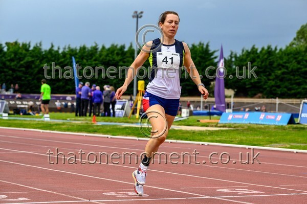 CEM26-914873 - Track Female Set Two