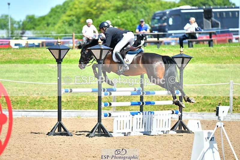 230527A-120713-04363 - Cls 15 Foxhunter