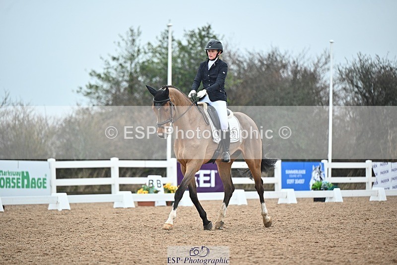 250214-134453-01988 - 217-Yasmin.Olsson-Sanderson-Top.Biats