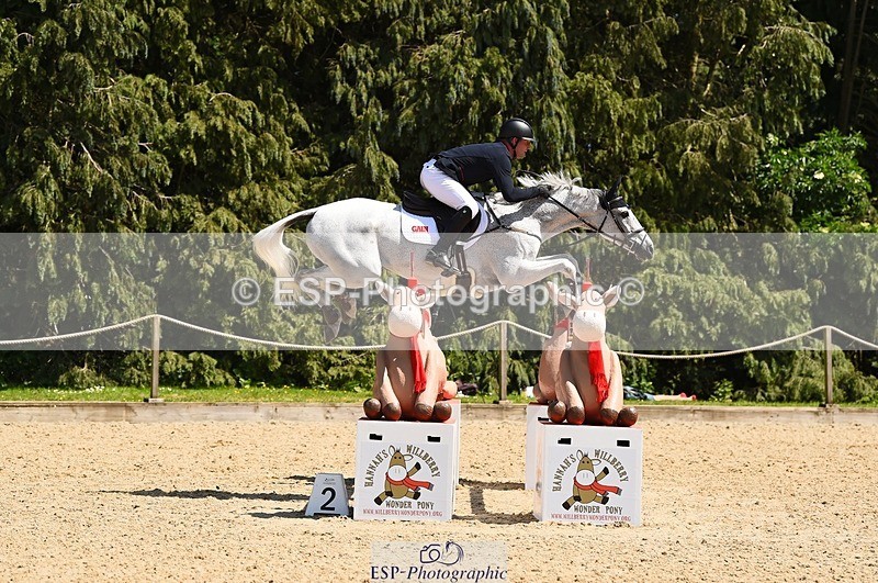 230527-142518-11144 - 428-SWALLOW_SPRINGS-Oliver_Townend-SJ