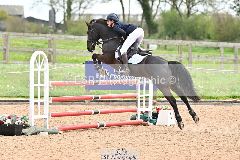 240506A-121914-08642 - Cls 5 Pony Foxhunter & 1.10m Open