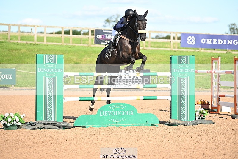 240913A-162011-05212 - Cls 18 National 1.40m Open