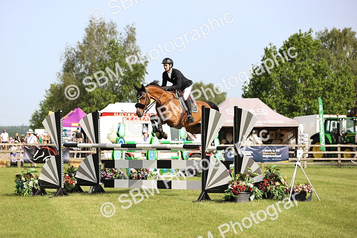 SBM_01343 - Class 200 - Martin Grant Homes Welcome Stakes 1.25m Open