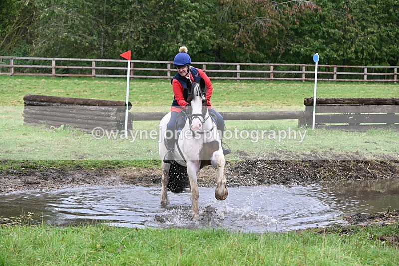 WJ6_6294 - Time at Photographer 12:41 to 13:05
