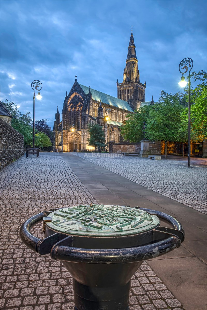Glasgow Cathedral with Pedestal Map - My Glasgow