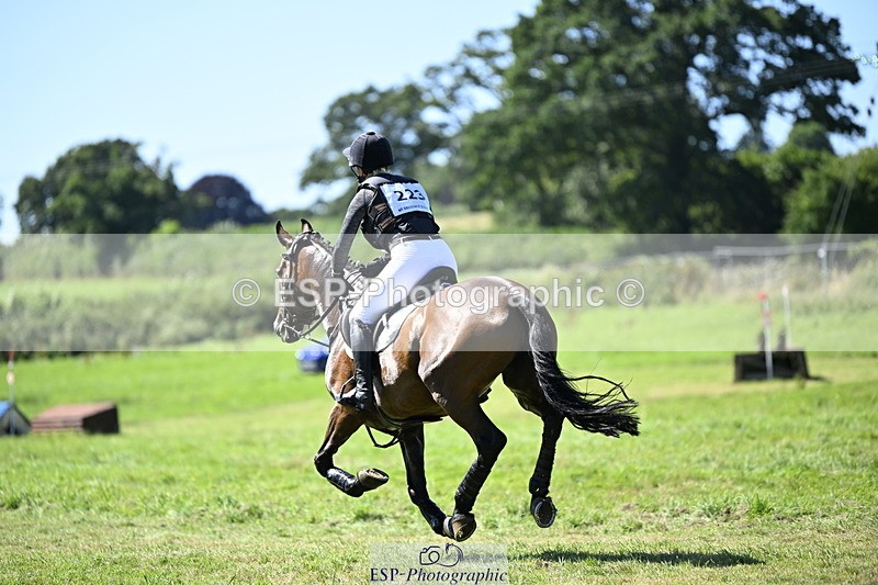 240811A-150820-05279 - 223-