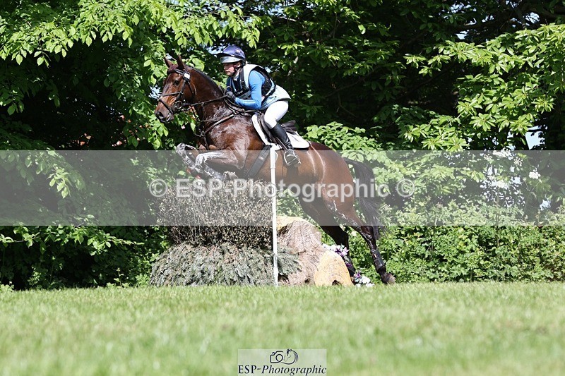 230527-105522-08908 - 257-TURBO-Isabelle_Cook-XC