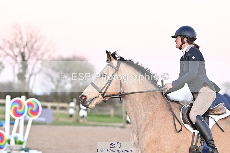 250401-194308-01110 - 100cm Cl;asses