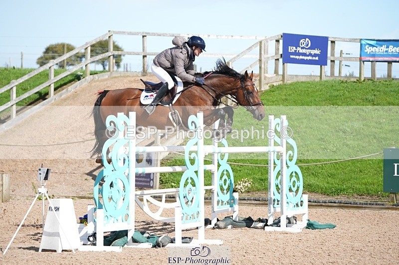 250913-142711-07542 - Cls 18 National 1.30m Open