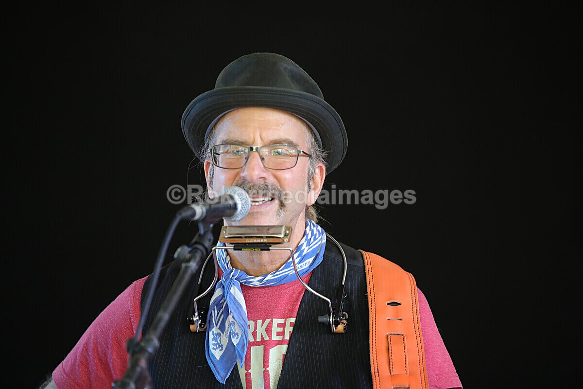 FOLK N BLUES-137 - FOLK and BLUES SEPT 2022