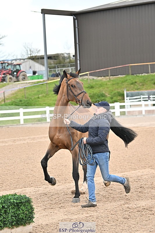 240417A-125509-00217 - 12pm to 1pm