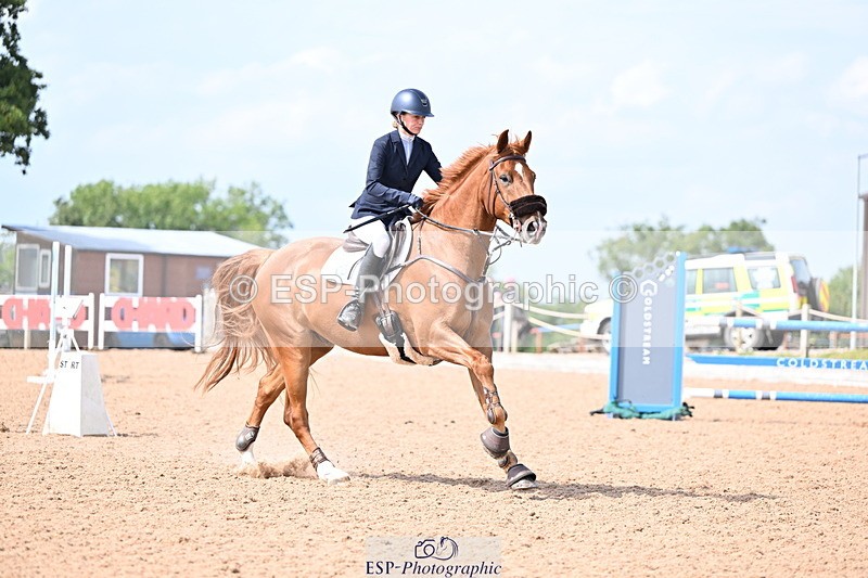 240828A-140528-00788 - Cls 4 Snr Newcomers and 1.10m Open