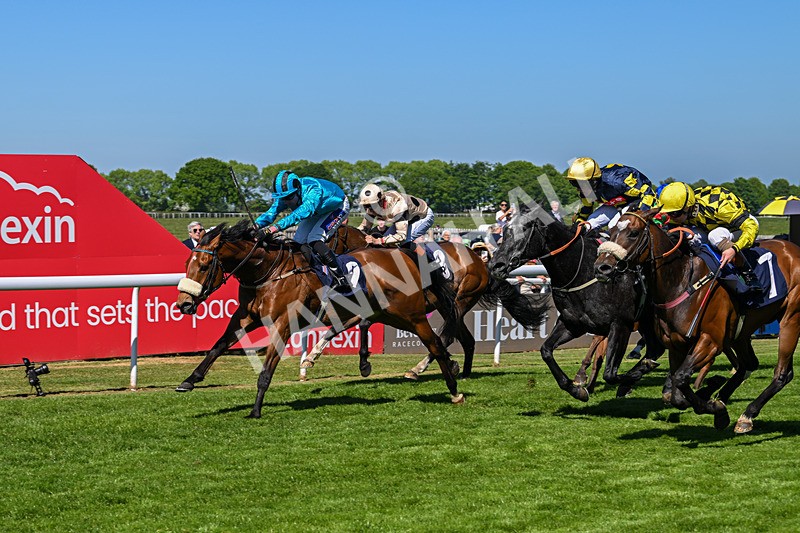 130525-Race 3-Ingleby Archie-9824 - Race 3