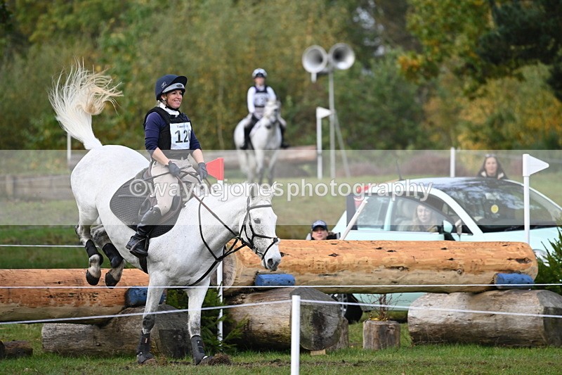 WJ6_1977 - 80cm Cam 1 Time 10:47 to 11:22