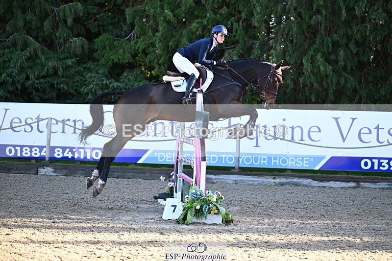 251024A-110000-06647 - B-155-Lexi.Kilfeather