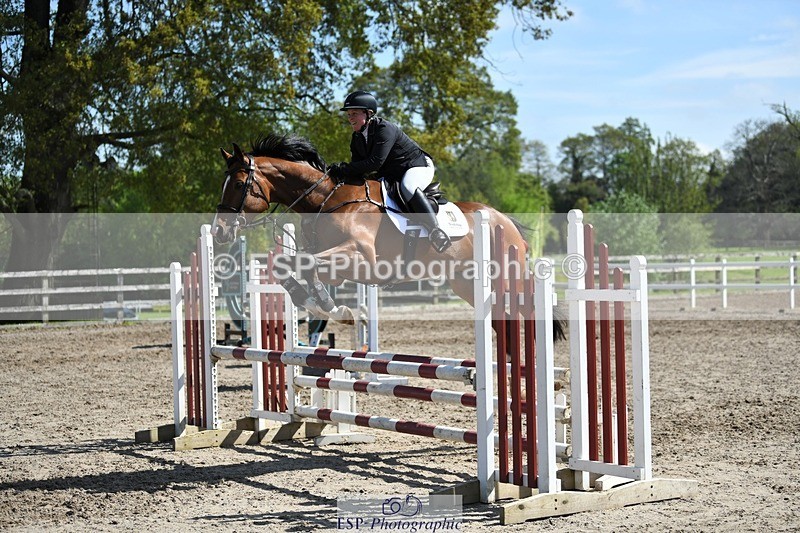 230512-103152-00541 - Cls 10 Snr 85cm Schooling