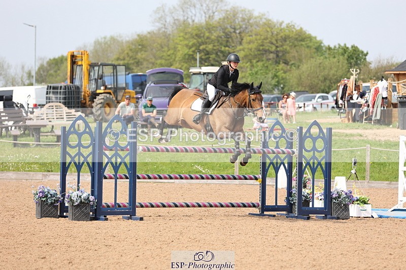 240511A-154148-14781 - Cls 36 National 1.30m Open