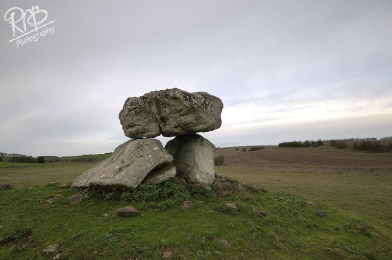 Devils Den 6 - Avebury