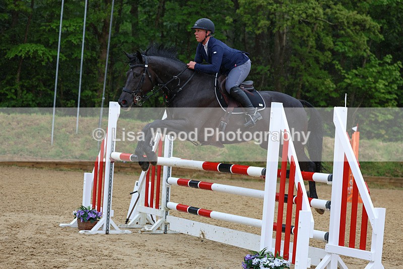 3E7A7245 - Class 7: Senior Newcomers/1.10m open