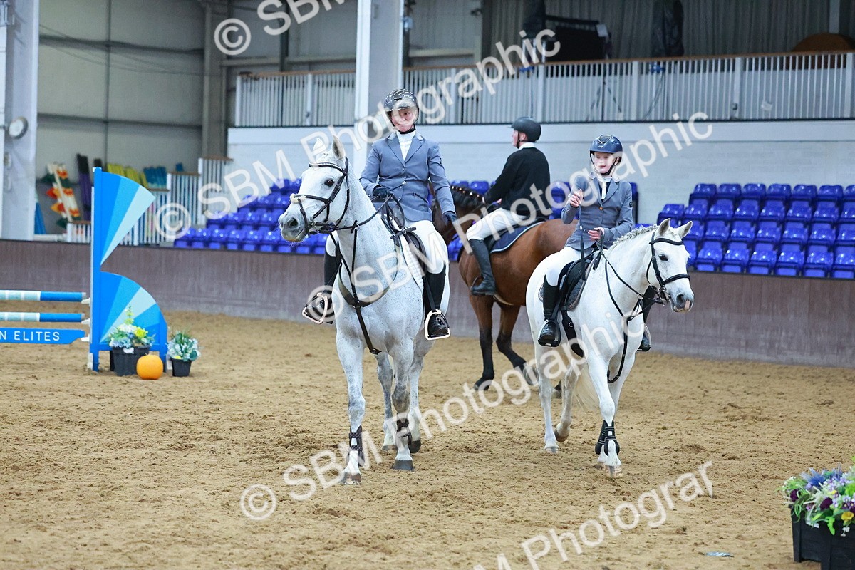 SBM_003616 - Class 4 - Pairs