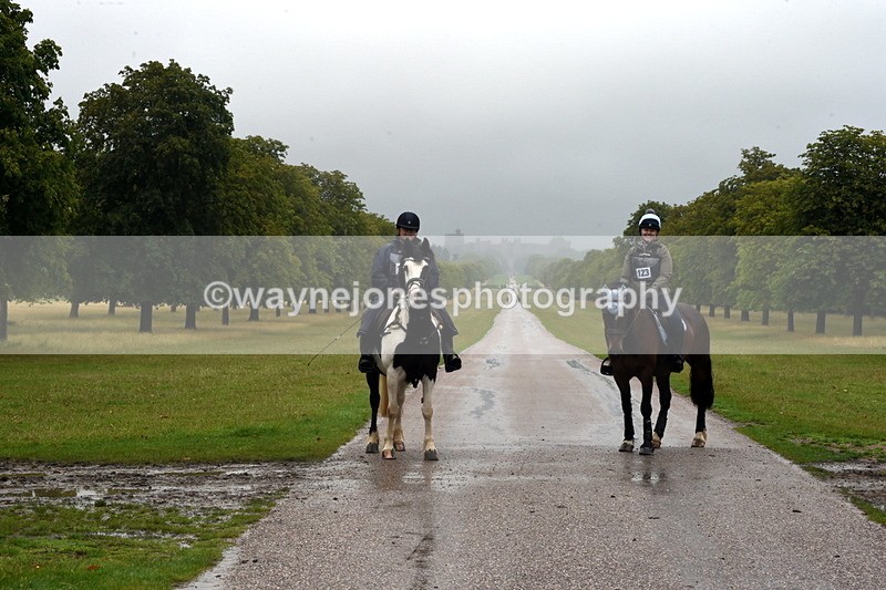 TT3_8588 - Time at Crossing 11:44 to 12:54