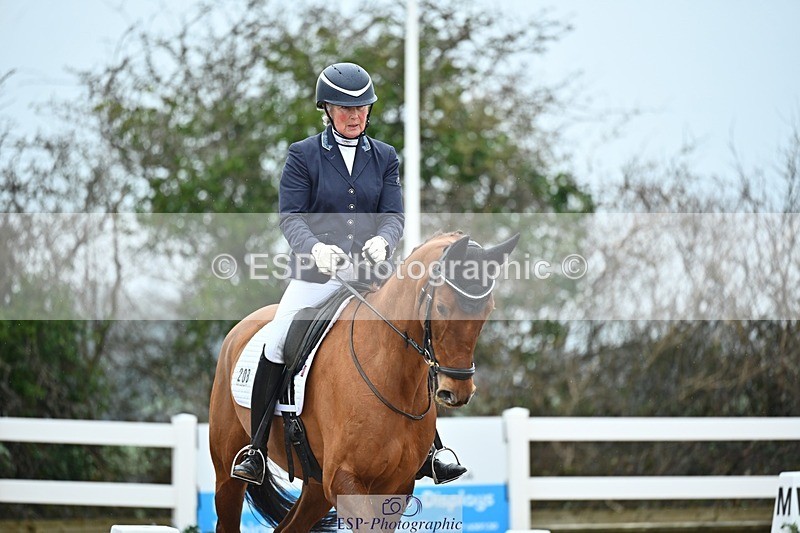 250214-120046-01233 - 208-Louise.Hutchinson-MSJ.Verity