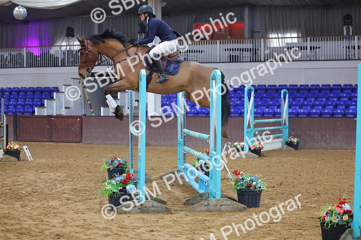 SBM_008926 - Class 22  - Senior Newcomers/ 1.10m Open - First Round (1.10m)