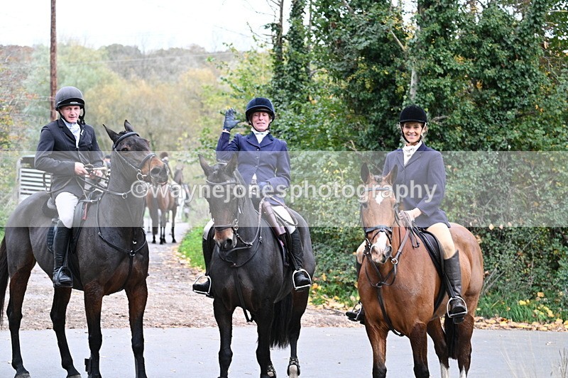 WJ7_7405 - Walk Home..