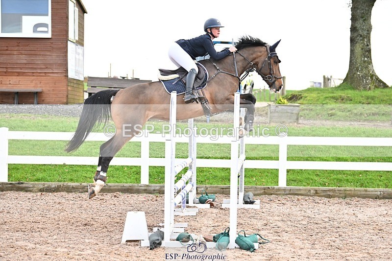 241206-094040-00049 - Cls 2 British Novice and 90cm Open
