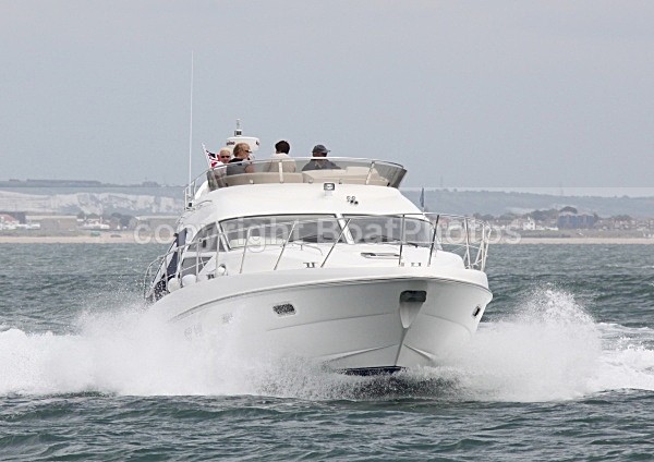 090618 FRENCH IMG_2968 - Flybridge Cruisers
