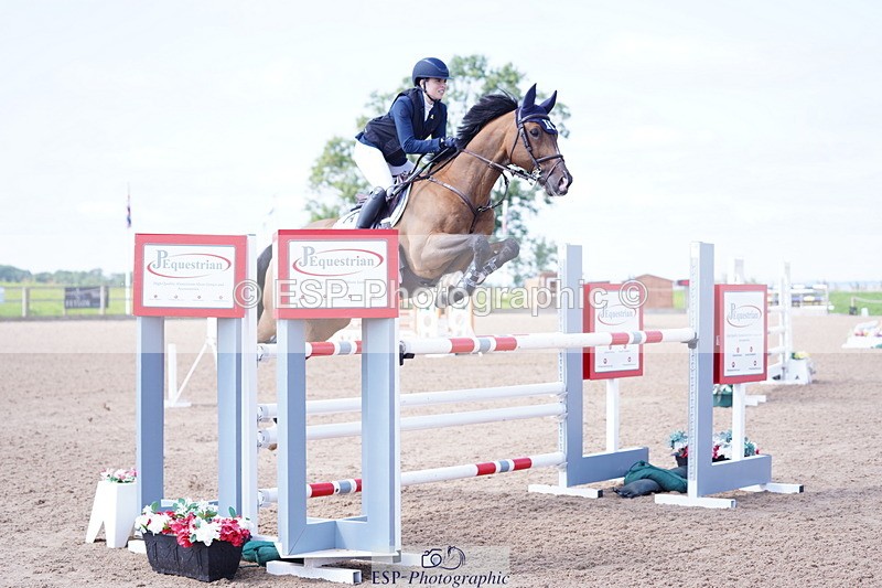 240802A-110616-03718 - Cls 16 Snr 1.20m Open