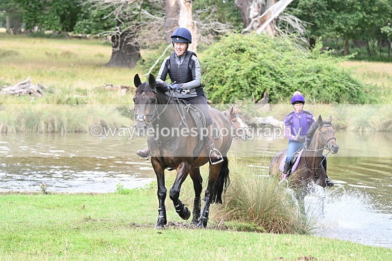 WJ7_1475 - Time at Water 10:48 to 11:13