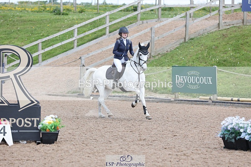 250504-124353-02559 - Cls 5 Pony Foxhunter and 1.10m Open