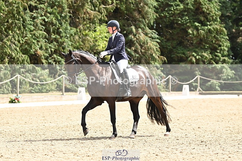 250808A-143928-00959 - 032-Caitlin.BurgessFurst.Sandreo.MFS