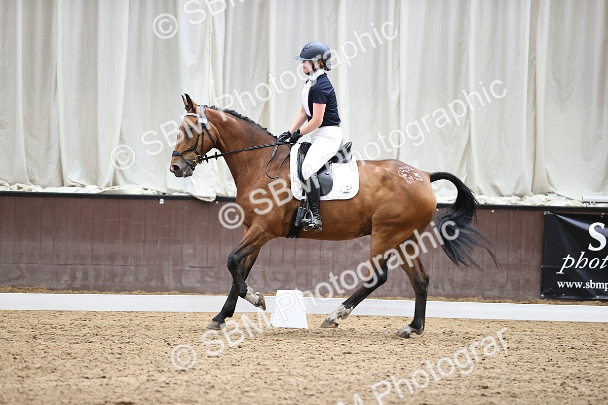 SBM_001875 - Novice 4 - 11.15-13.22
