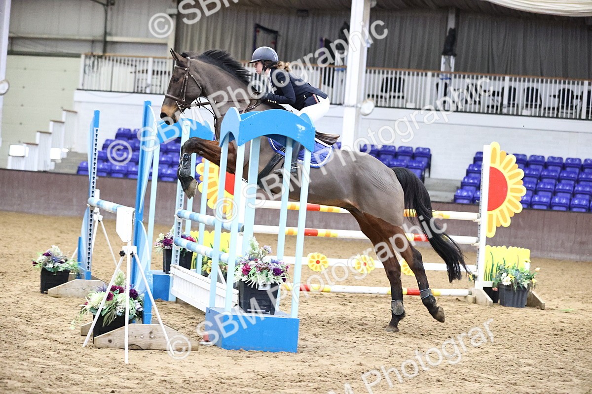 SBM_005611 - Class 17 - Senior Newcomers 1.10m