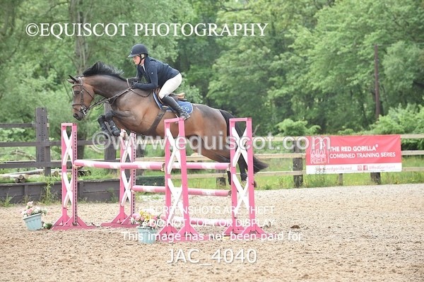 JAC_4040 - CLASS 4 - SAT -Senior Newcomers/ 1.10m Open