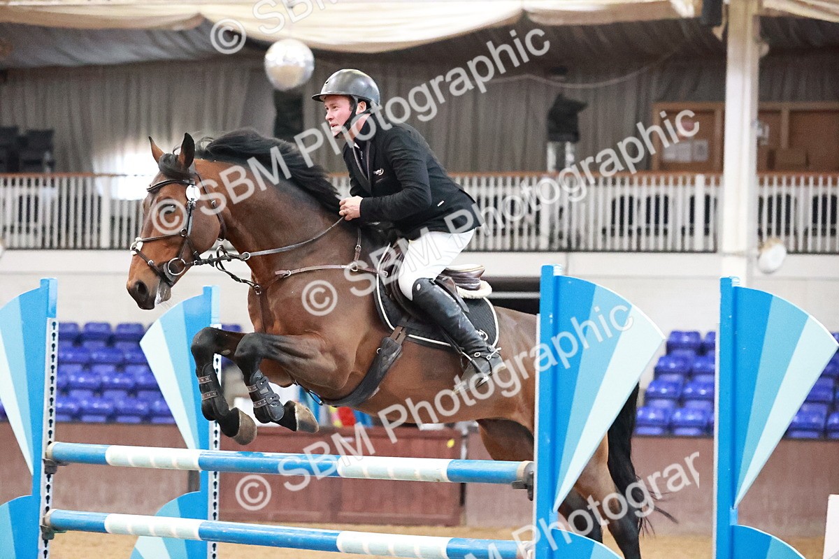 SBM_002910 - Class 11 - Senior Foxhunter 1.20m