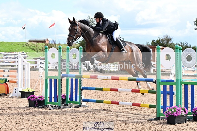 240912A-142916-01984 - Cls 12 1.05m Amateur Qualifier