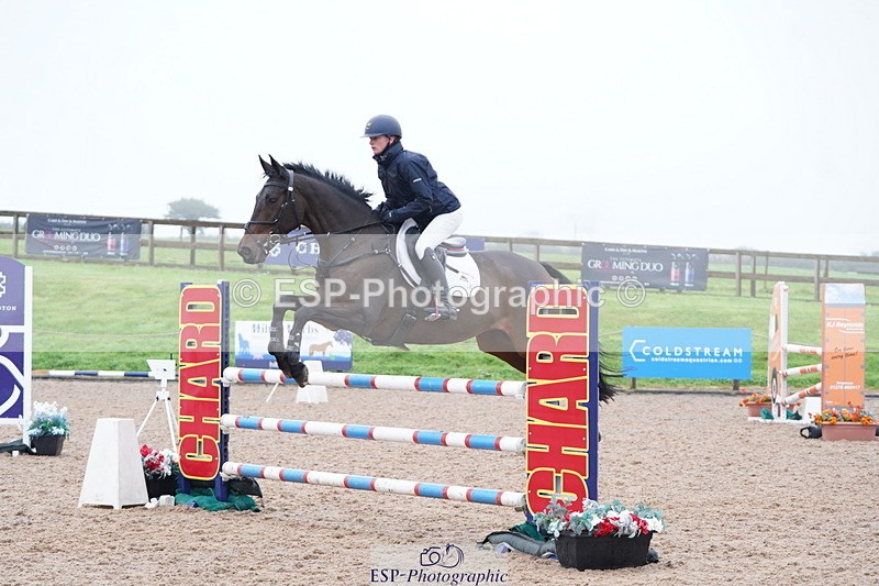 241006A-124046-06837 - Cls 20 Snr Newc & 1.10 Open