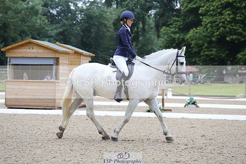 240720-101038-03865 - 125-Sarah_Browne-Domino_Star