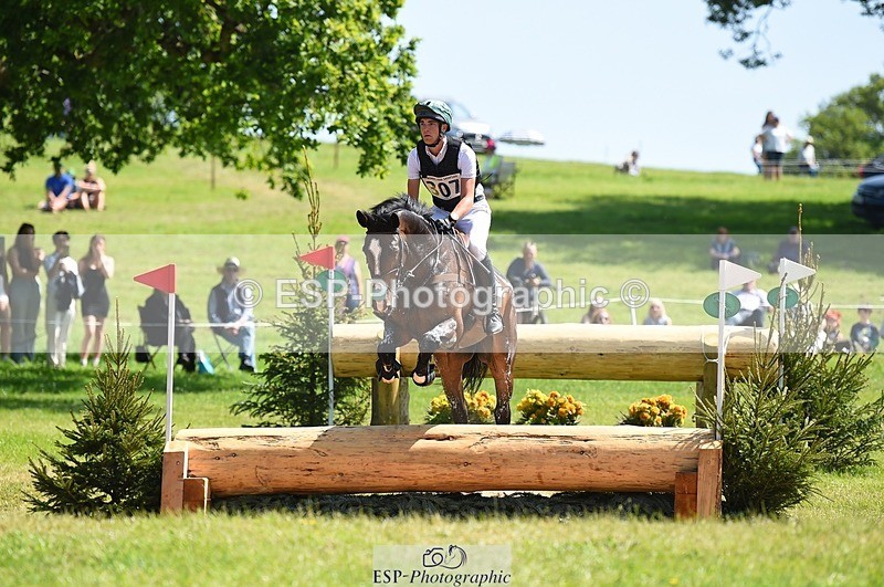 230527-112448-09155 - 307-PENHILLS_CANDY_MAN-Max_Warburton-XC