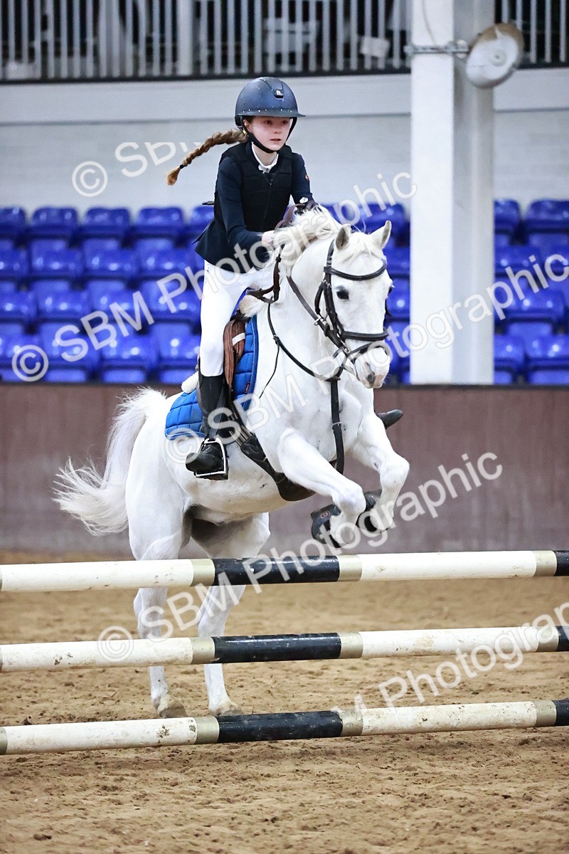 SBM_000156 - Class 1 - Pony Intro 70cm