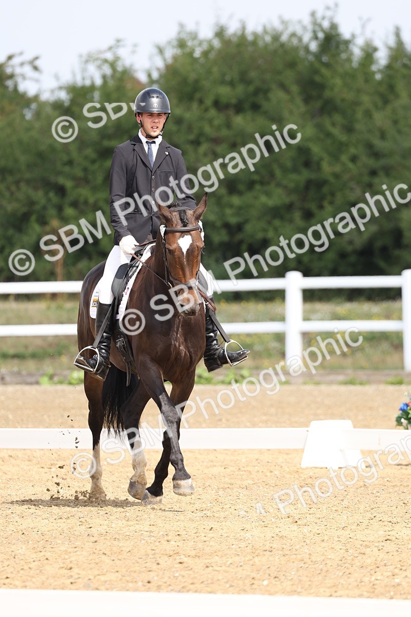 SBM_005892 - Class 6 - Novice 6 - 10.26-11.29