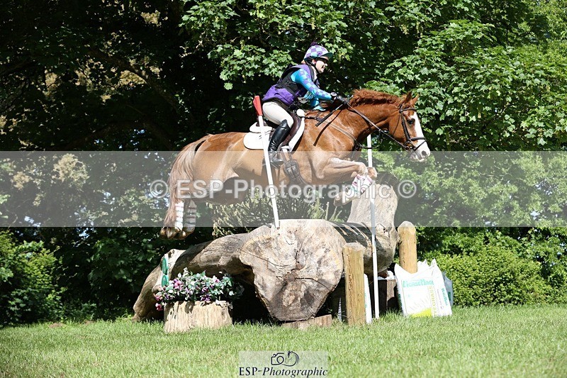 230527-100035-08289 - 208-NICO-Holly_Clarke-XC