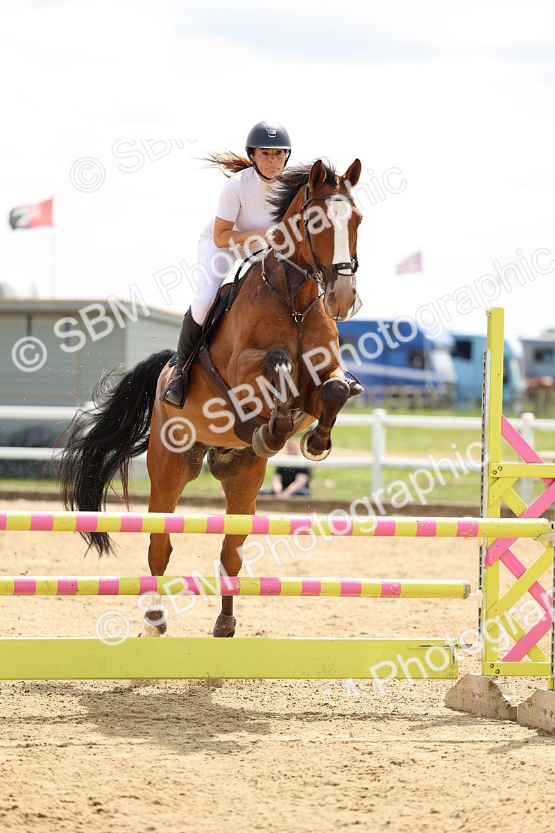 SBM_005191 - Class 18 - Senior 1.05m Open