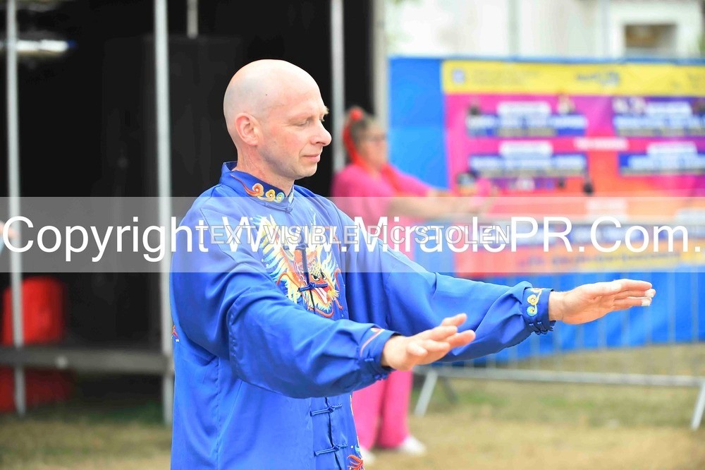 SH4_1446 - Tai Chi with Lisa Kay.