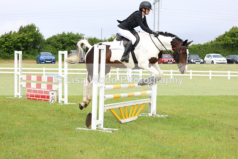 3E7A6464 - Class 7: Senior 90cm